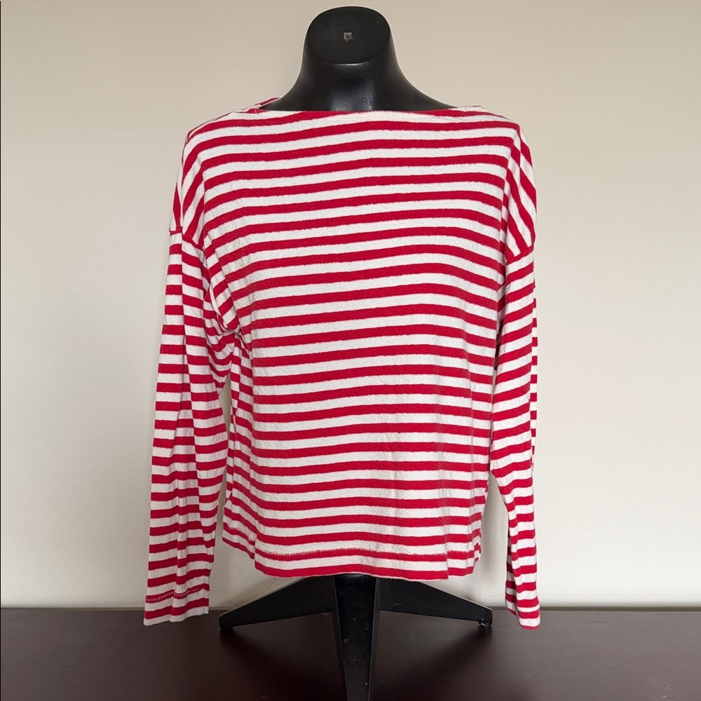 Universal Thread Striped Red and White Tee